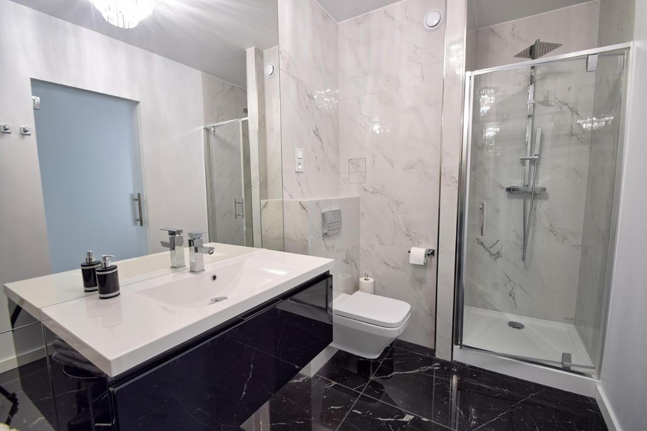 Crystal Apartament 80M Od Plazy, Przy Latarni Morskiej コウォブジェク エクステリア 写真